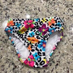 Black and white animal print with flowers swim bottoms 24 months VGUC Unbranded